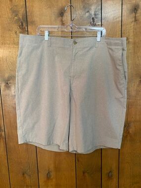Hogan Men's Light Khaki Flat-Front Shorts